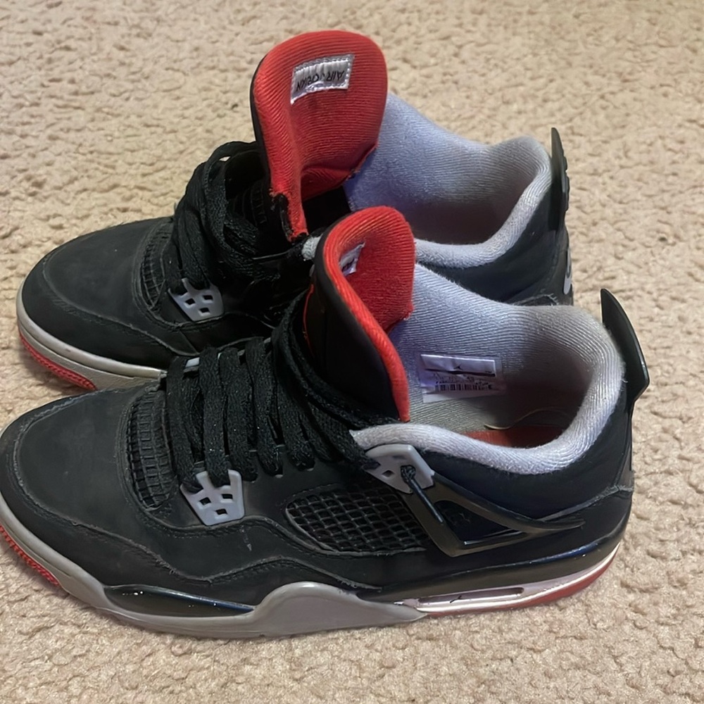 selling jordan 4s og bred 2019